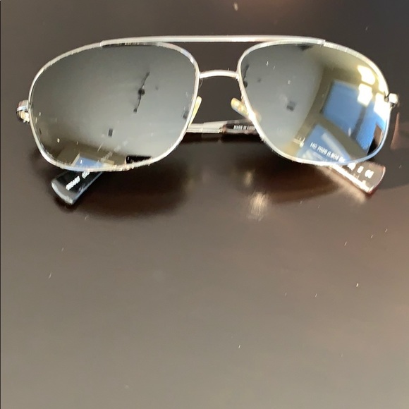 Coach Aviator - Picture 2 of 5